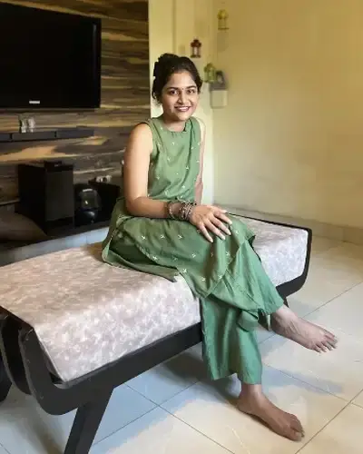 Shella Bholaganj Call Girls
